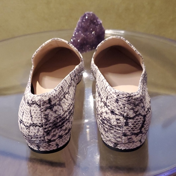 Cole Haan - Flat Shoe - Picture 4 of 9